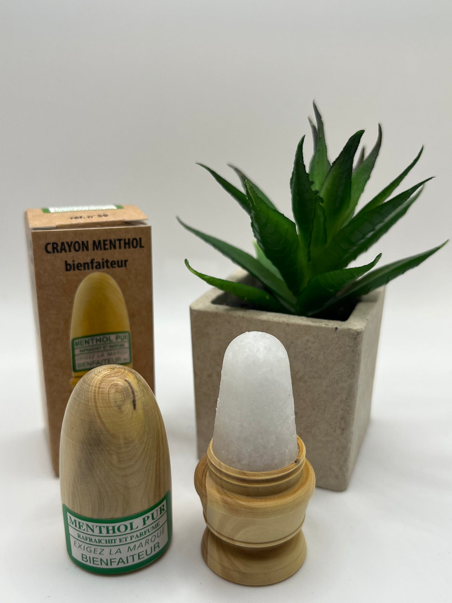 Crayon/Macaron menthol - BIENFAITEUR