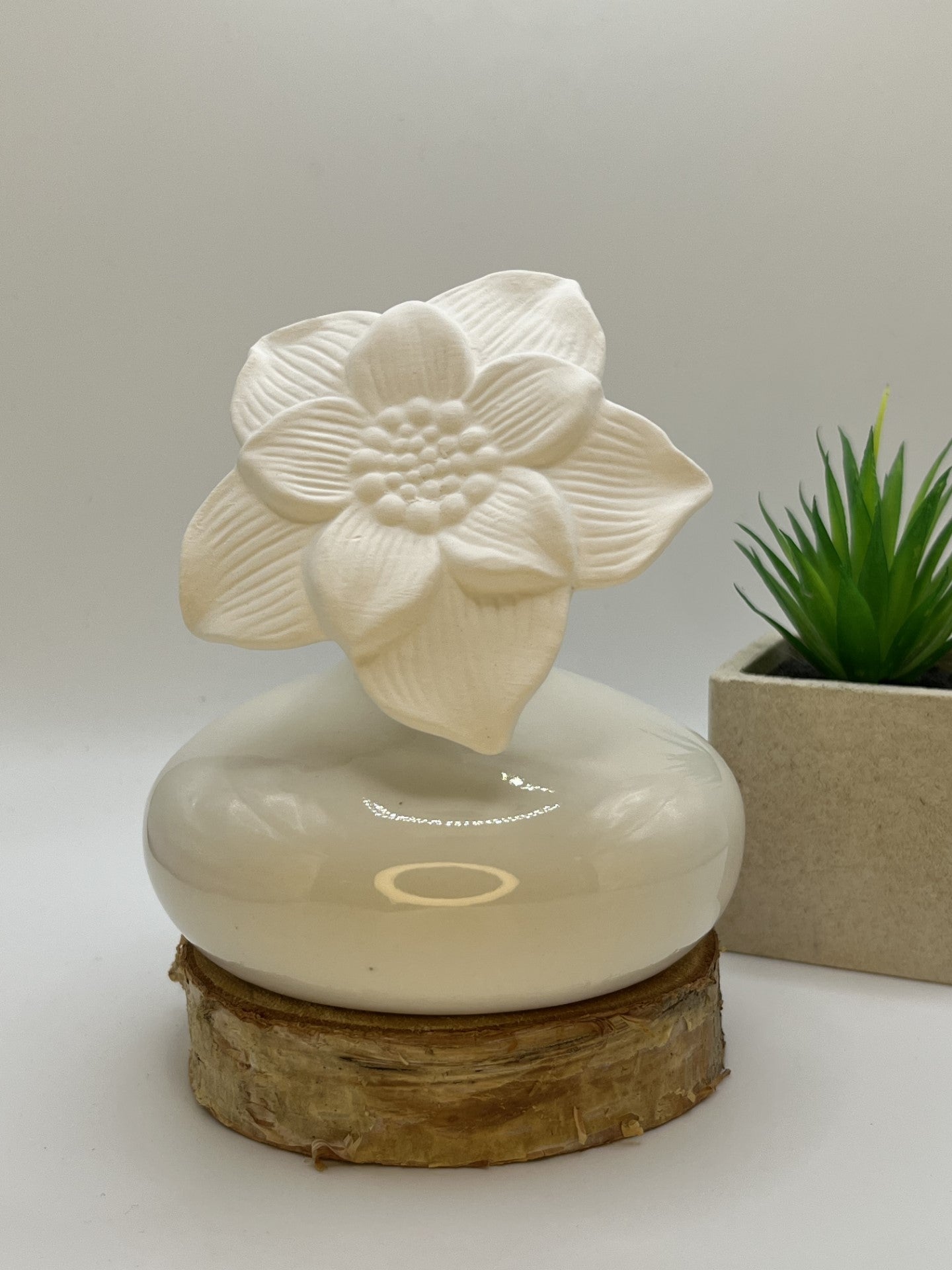 Diffuseur Fleur NARCISSE par capillarité en céramique - ZEN'ARÔME